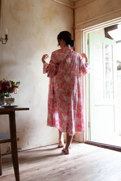 画像5: MIYU-one-robe | ロングガウン・ローブ・花柄・ピンク | Anais アナイス センシュアルランジェリー（在庫限り） (5)