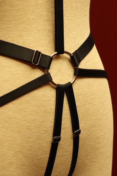 画像18: V-9866｜ボディハーネス・ブラック｜AxamiSexy アクサミセクシー【サイズ交換NG・メール便対象】輸入下着・高級ランジェリー  (18)