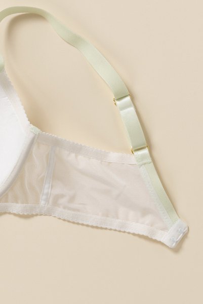 画像11: 【30%OFF】MILA cream B150 | フルカップ・ワイヤーブラ・セミソフトブラ・大きいサイズ・B〜Kカップ・クリーム×グリーン | ewabien エヴァビアン| 輸入下着・高級ランジェリー  (11)