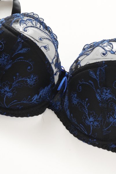 画像11: 【30%OFF】KIRA black-sapphire B150 | フルカップ・ワイヤーブラ・セミソフトブラ・大きいサイズ・B〜Kカップ・ブラック×ブルー | ewabien エヴァビアン| 輸入下着・高級ランジェリー  (11)