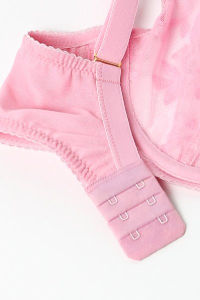 画像12: FIORA pink B161 | フルカップ・パッドなし・ワイヤーブラ・一枚レース・大きいサイズ・ピンク | ewabien エヴァビアン| 輸入下着・高級ランジェリー  (12)
