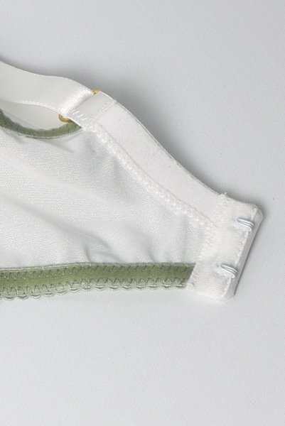 画像11: LIMON cream B150 | フルカップ・ワイヤーブラ・セミソフトブラ・大きいサイズ・クリーム| ewabien エヴァビアン| 輸入下着・高級ランジェリー  (11)