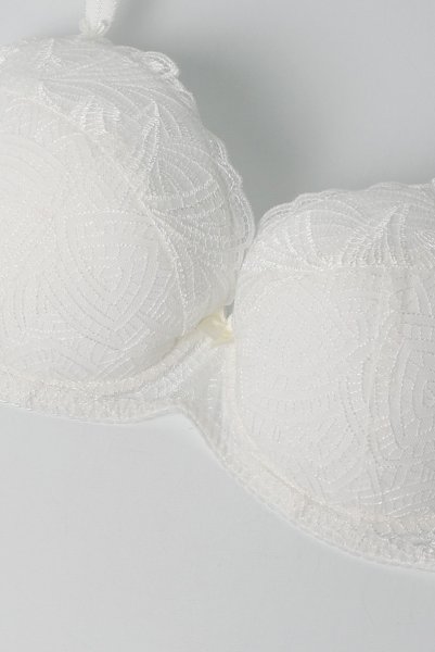 画像10: RINA cream B214 | 3/4カップ・ワイヤーブラ・グラマー向け・すっぴん美乳ブラ・ホワイト| ewabien エヴァビアン (10)