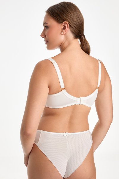 画像2: RINA cream B161 | フルカップ・パッドなし・ワイヤーブラ・一枚レース・大きいサイズ・ホワイト | ewabien エヴァビアン| 輸入下着・高級ランジェリー  (2)