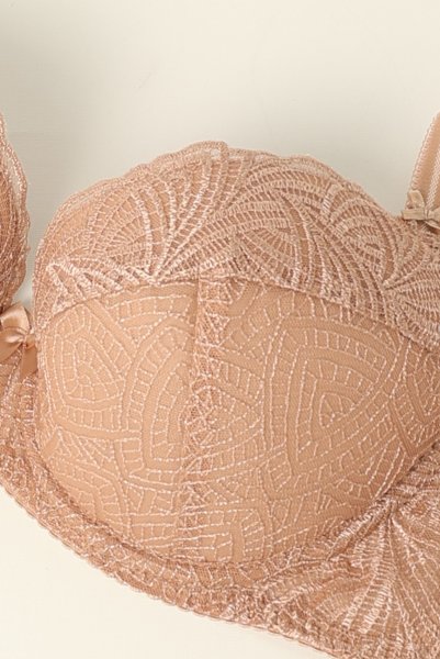 画像9: RINA beige B214 | 3/4カップ・ワイヤーブラ・グラマー向け・すっぴん美乳ブラ・ベージュ| ewabien エヴァビアン (9)
