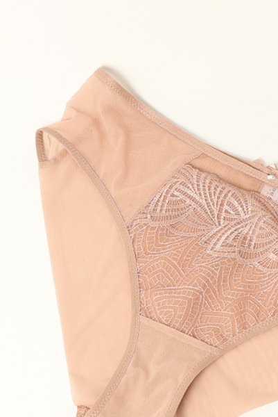 画像11: RINA beige C511|ブラジリアンショーツ・ベージュ | ewabien エヴァビアン (11)