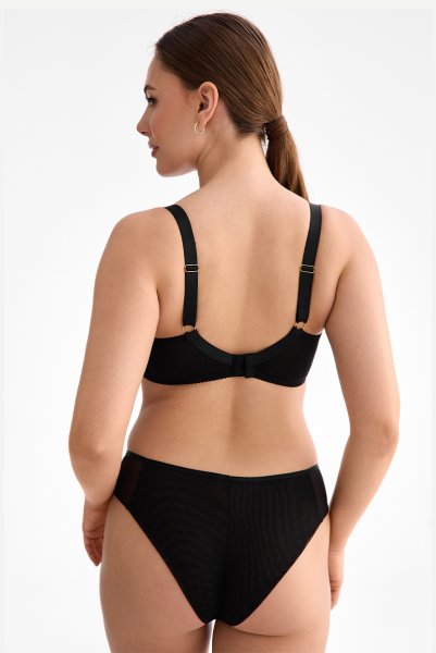 画像5: FIORA black B150 | フルカップ・ワイヤーブラ・セミソフトブラ・大きいサイズ・ブラック| ewabien エヴァビアン【サイズ交換OK】 輸入下着・高級ランジェリー  (5)