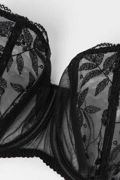 画像10: FIORA black B136 ｜フルカップ・グラマー向け・パッドなし・ワイヤーブラ・一枚レース・ブラック| ewabien エヴァビアン【サイズ交換OK・メール便対象】 輸入下着・高級ランジェリー  (10)