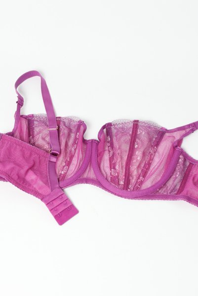 画像11: FIORA fuchsia B136 ｜フルカップ・グラマー向け・パッドなし・ワイヤーブラ・一枚レース・紫・ピンク| ewabien エヴァビアン【サイズ交換OK・メール便対象】 輸入下着・高級ランジェリー  (11)