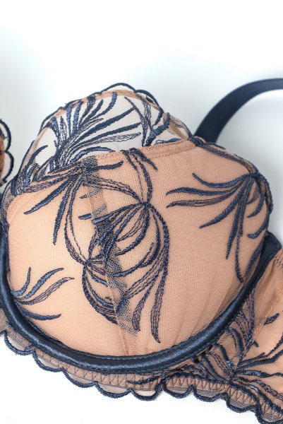 画像8: PALMER blue B150 | フルカップ・ワイヤーブラ・セミソフトブラ・大きいサイズ・ブルー×ベージュ| ewabien エヴァビアン【サイズ交換OK】 輸入下着・高級ランジェリー  (8)