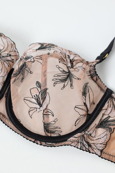 画像9: SALMA beige B161 | フルカップ・パッドなし・ワイヤーブラ・一枚レース・大きいサイズ・ベージュ | ewabien エヴァビアン【サイズ交換OK・メール便対象】 輸入下着・高級ランジェリー  (9)