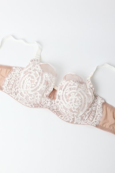 画像8: 【予約受付中】2026SS|LAILA beige B161 | フルカップ・パッドなし・ワイヤーブラ・一枚レース・大きいサイズ・ベージュ | ewabien エヴァビアン (8)