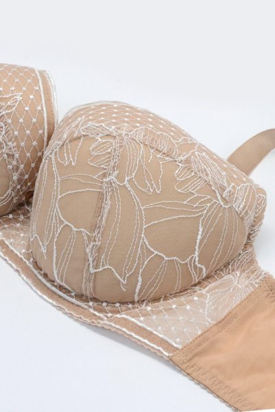 画像9: SOFIA beige B214 | 3/4カップ・ワイヤーブラ・グラマー向け・ベージュ| ewabien エヴァビアン【サイズ交換OK】 輸入下着・高級ランジェリー  (9)