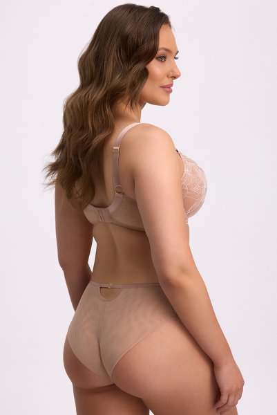 画像4: SOFIA beige C511｜ブラジリアンショーツ・ベージュ | ewabien エヴァビアン【サイズ交換NG・メール便対象】輸入下着・高級ランジェリー  (4)