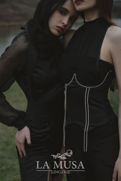 画像4: Black-Corset  | コルセット・ブラック・ビジュー・スワロフスキー・サテン・シルク混 | LA MUSA ラミューザ| ラミューザ LA MUSA 輸入下着・ 高級ランジェリー   (4)