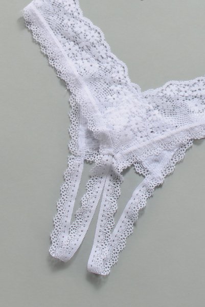 画像16: Heavenlly-cupless-set |オープンバストブラ&オープンクロッチショーツ2点セット(ワイヤーあり・レース・ホワイト) | obsessive 高級Sexyランジェリー (16)