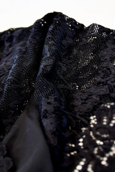 画像16: 810 PEI 1 black | 柔らかサテンストレッチのガウン・ローブ・花柄レース・ブラック   | 高級Sexyランジェリー Obsessive (16)