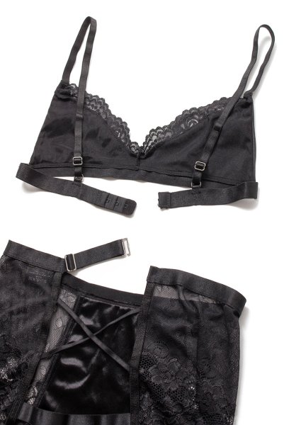 画像19: 在庫限り｜Blanita 3pcs set | ブラ＆ガーターベルト＆タンガ3点セット・Tバック・ブラック   | 高級Sexyランジェリー Obsessive (19)
