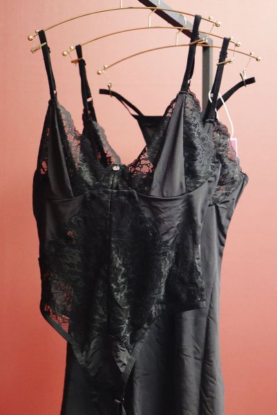 画像25: Bellastia crotchless teddy | テディ・クロッチレス・ブラック  | Obsessive 高級Sexyランジェリー (25)