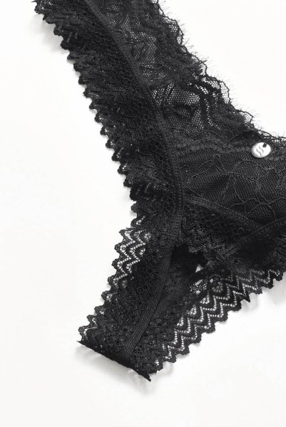 画像11: Medilla crotchless thong |クロッチレスタンガ(オープンクロッチ・レース・ブラック) | Obsessive 高級Sexyランジェリー (11)