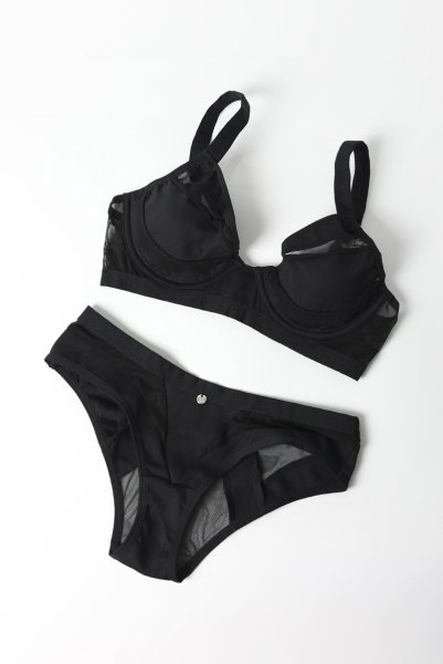 画像11: Chic Amoria 2-pcs set | ブラ&ショーツ 2点セット（ワイヤーあり・シースルー・ブラック）| Obsessive 高級Sexyランジェリー (11)