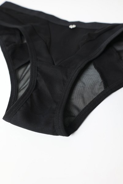 画像20: Chic Amoria 2-pcs set | ブラ&ショーツ 2点セット（ワイヤーあり・シースルー・ブラック）| Obsessive 高級Sexyランジェリー (20)