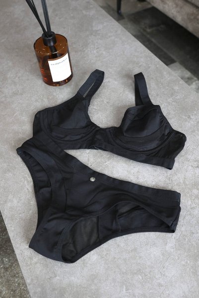 画像22: Chic Amoria 2-pcs set | ブラ&ショーツ 2点セット（ワイヤーあり・シースルー・ブラック）| Obsessive 高級Sexyランジェリー (22)