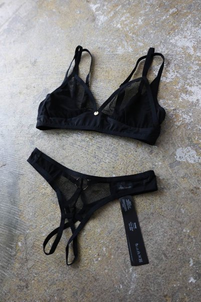 画像17: Nesari 2 pcs crl set | ブラ&クロッチレスタンガ 2点セット(ワイヤーなし・オープンクロッチ・シースルー・ブラック)| Obsessive 高級Sexyランジェリー (17)