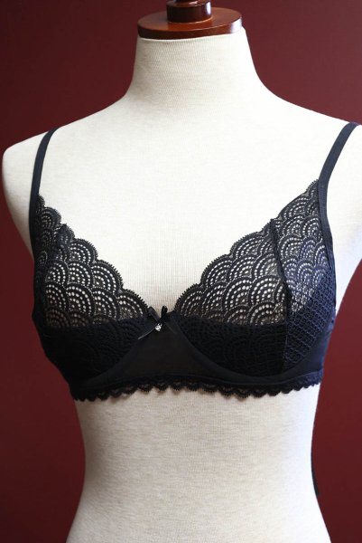 画像13: Chemeris 3 pcs set｜ワイヤー入りブラ＆ガーターベルト＆タンガ3点セット（幾何学模様・シースルー・ブラック） | Obsessive 高級Sexyランジェリー (13)