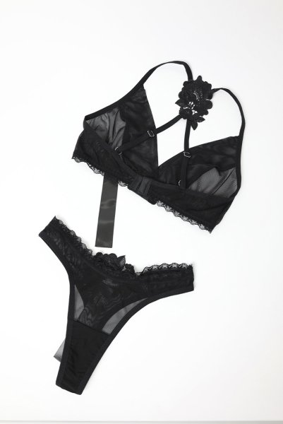 画像14: Latinesa 2 pcs set | ブラ&タンガ 2点セット(ワイヤーなし・フラワーモチーフ・シースルー・ブラック)| Obsessive 高級Sexyランジェリー (14)