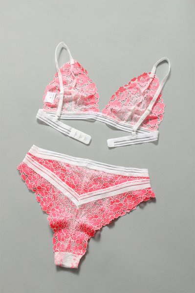 画像12: Bloomys-set | ブラレット＆タンガ2点セット・ノンワイヤー・花柄 |高級Sexyランジェリー Obsessive (12)