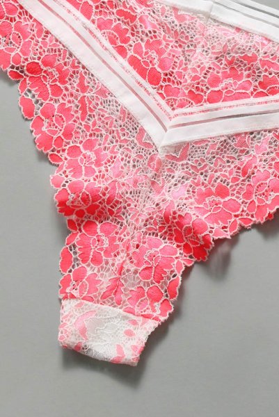 画像16: Bloomys-set | ブラレット＆タンガ2点セット・ノンワイヤー・花柄 |高級Sexyランジェリー Obsessive (16)