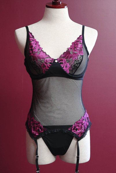 画像17: Rosenty corset |ガーターベルト付きコルセット&クロッチレスタンガ2点セット・ブラック×ピンク | obsessive 高級Sexyランジェリー (17)