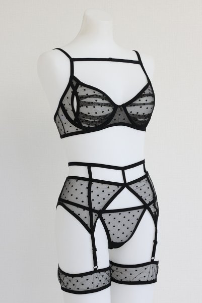 画像21: Nuites 3-pcs  set｜ブラ＆ガーターベルト＆タンガ3点セット（ワイヤーあり・ドット・シースルー・ブラック） | Obsessive 高級Sexyランジェリー【即日発送・サイズ交換NG・メール便対象】輸入下着・ランジェリー   (21)