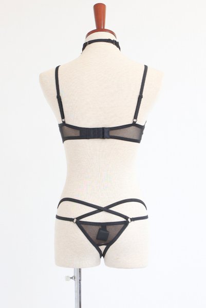画像23: Donarella 3-pcs crotchless set｜ブラ＆クロッチレスタンガ＆チョーカー3点セット（ワイヤーあり・オープンバスト・レース・ダブルストラップ・ブラック） | Obsessive 高級Sexyランジェリー【即日発送・サイズ交換NG・メール便対象】輸入下着・ランジェリー   (23)