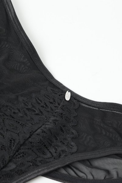 画像9: Donarella panties |ノーマルショーツ(レース・ブラック) | Obsessive 高級Sexyランジェリー【即日発送・サイズ交換NG・メール便対象】輸入下着・ランジェリー   (9)