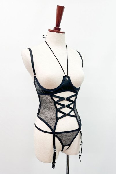 画像22: Dominna corset| ガーターベルト付きコルセット＆クロッチレスタンガ2点セット（ワイヤーあり・ボンテージ・フェイクレザー・ブラック）   | 高級Sexyランジェリー Obsessive【即日発送・サイズ交換NG・メール便対象】輸入下着・ランジェリー   (22)