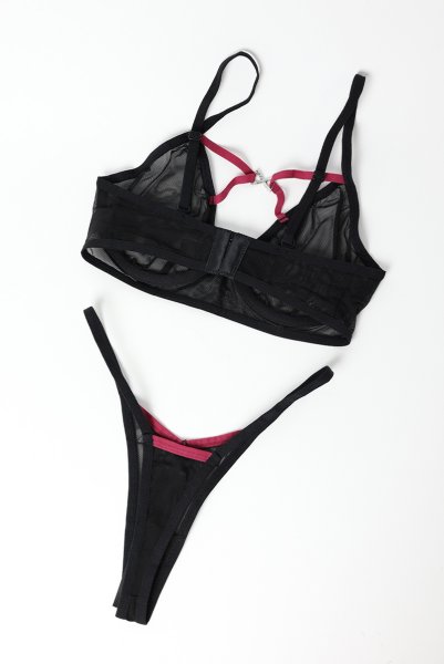 画像9: Novenes 3-pcs set|ブラ&ガーターベルト&タンガ3点セット(ワイヤーあり・シースルー・ブラック) | Obsessive 高級Sexyランジェリー【即日発送・サイズ交換NG・メール便対象】輸入下着・ランジェリー   (9)