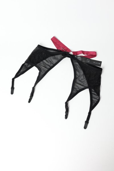 画像17: Novenes 3-pcs set|ブラ&ガーターベルト&タンガ3点セット(ワイヤーあり・シースルー・ブラック) | Obsessive 高級Sexyランジェリー【即日発送・サイズ交換NG・メール便対象】輸入下着・ランジェリー   (17)