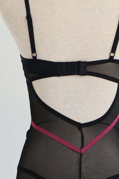 画像22: Novenes chemise  |スリップドレス&タンガ(ワイヤーあり・シースルー・ブラック) | Obsessive 高級Sexyランジェリー【即日発送・サイズ交換NG・メール便対象】輸入下着・ランジェリー   (22)