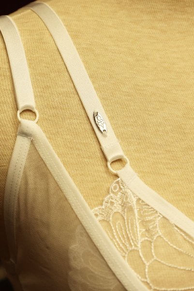 画像21: Arrowel WH corset |  ガーターベルト付きコルセット（ワイヤーあり・シースルー・レース・ダブルストラップ・ホワイト）  | Obsessive 高級Sexyランジェリー【即日発送・サイズ交換NG・メール便対象】輸入下着・ランジェリー    (21)