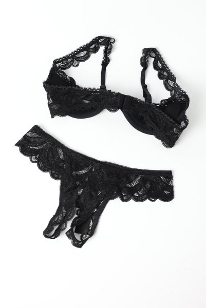 画像11: Lecille 3-pcs crotchless set  ｜トップレスブラ＆ガーターベルト＆クロッチレスタンガ3点セット（ワイヤーあり・ビーズ・ブラック） | Obsessive 高級Sexyランジェリー【即日発送・サイズ交換NG・メール便対象】輸入下着・ランジェリー   (11)