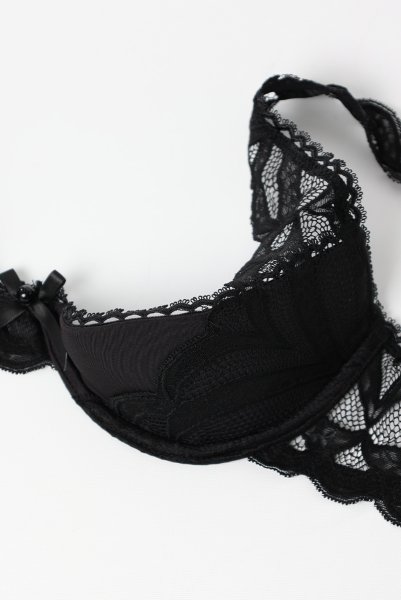 画像12: Lecille 3-pcs crotchless set  ｜トップレスブラ＆ガーターベルト＆クロッチレスタンガ3点セット（ワイヤーあり・ビーズ・ブラック） | Obsessive 高級Sexyランジェリー【即日発送・サイズ交換NG・メール便対象】輸入下着・ランジェリー   (12)