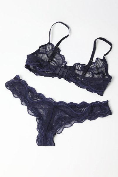 画像10: Nightly Blue 3-pcs set  |ブラ&ガーターベルト&タンガ3点セット(ワイヤーあり・シースルー・ネイビー) | Obsessive 高級Sexyランジェリー【即日発送・サイズ交換NG】※メール便対象商品※輸入下着・ランジェリー   (10)