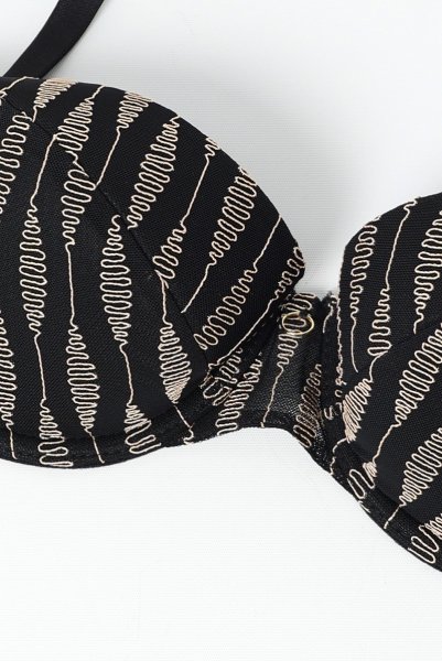 画像4: DIVINE push  | 3/4カップ・ワイヤーブラ・ブラック | Sawren サブレン (4)