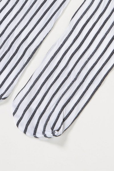 画像9: YVONNE High Socks bianco nero  | ハイソックス・花柄・ストライプ・ホワイト×ブラック | Veneziana ベネチアナ (9)